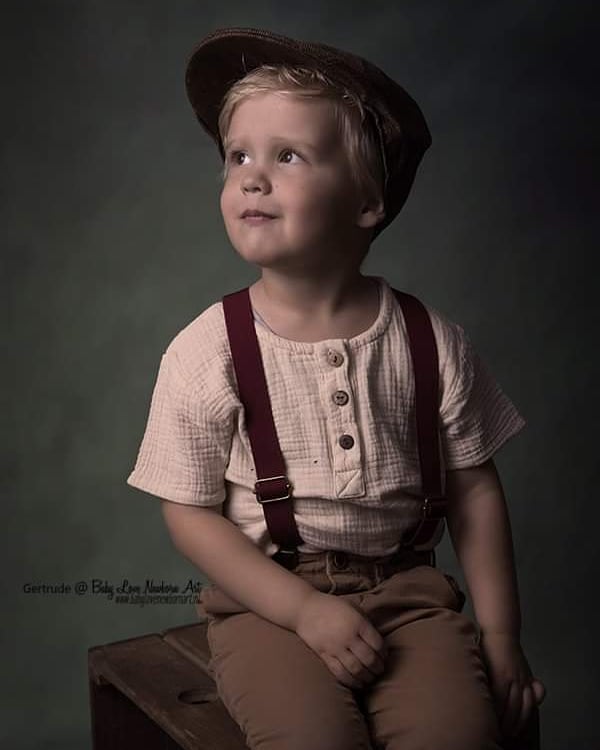children-modeling-little-boy
